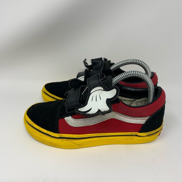 mickey mouse vans with hands